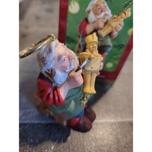 Hallmark 2001 carving Santa ornament Xmas decor - Picture 2 of 5